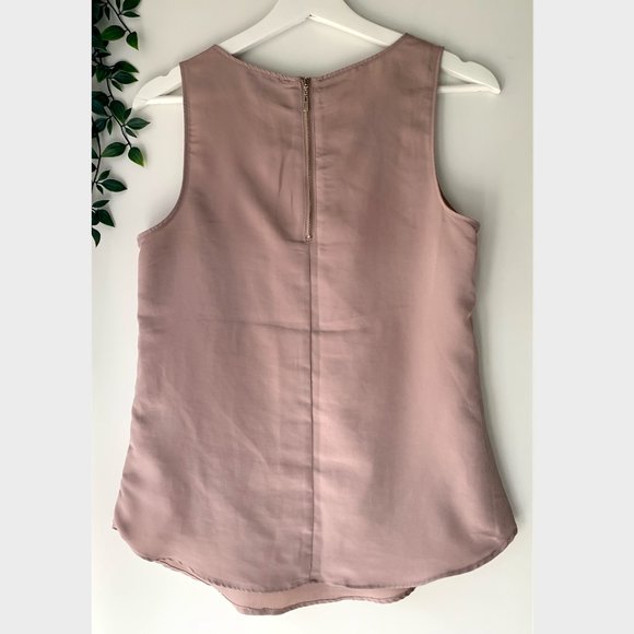 Dynamite Zipper Back Tank - Picture 6 of 10